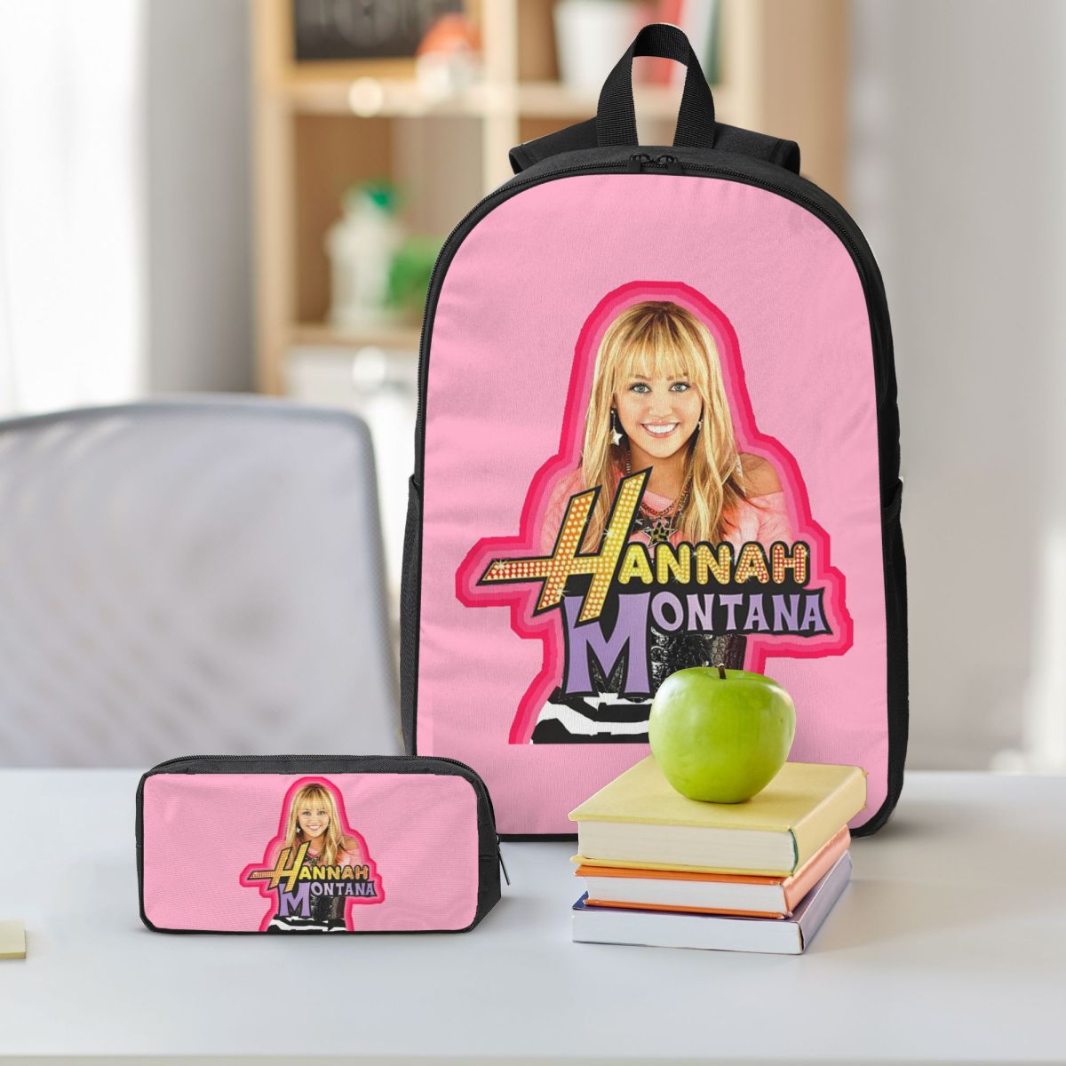 Hannah Montana Collage Backpac - огляд і ціна Mountain Biking Backpack